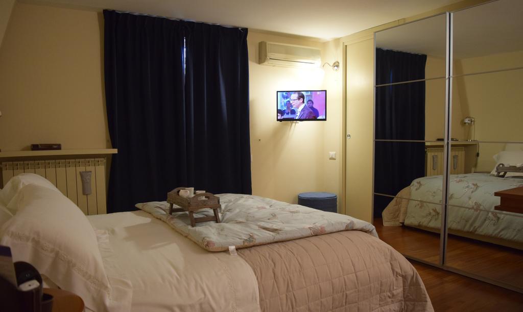 Le Petite Resort B&B Řím Pokoj fotografie